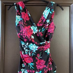 NWT Lands End Ruched Wrap SwimSuit Black Floral 6!